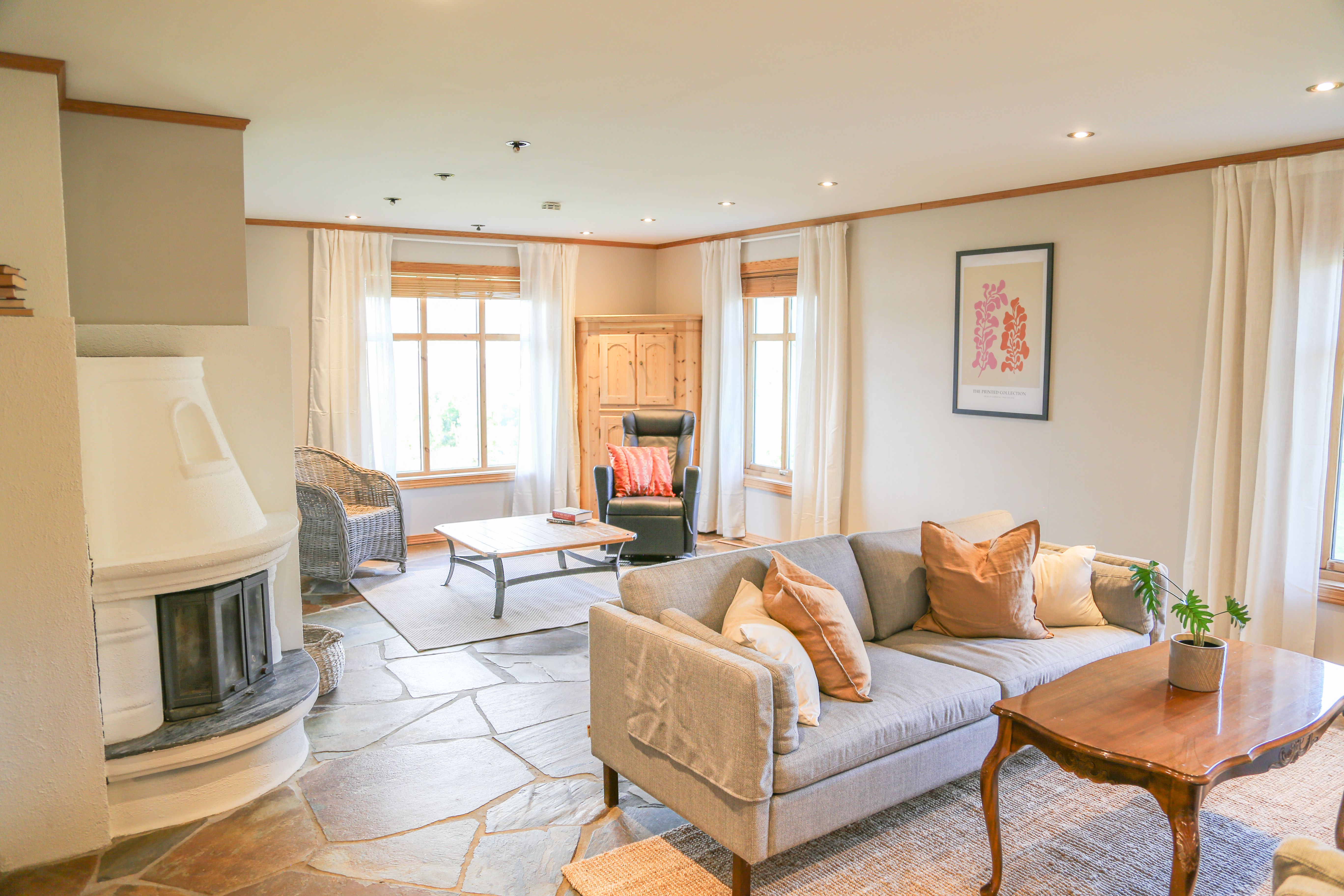Warm and cosy living room