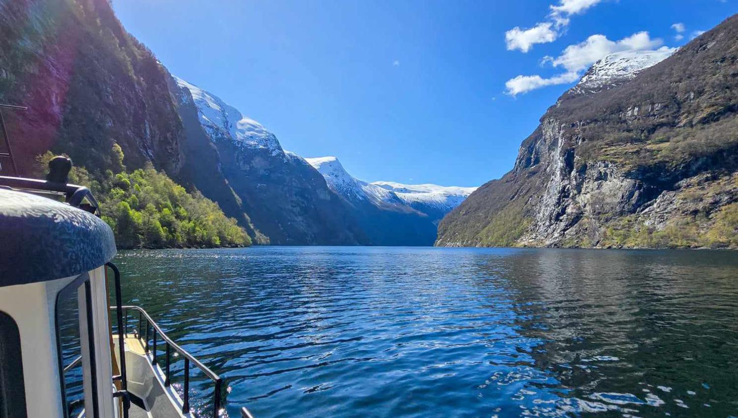 Geirangerfjorden i finevær.