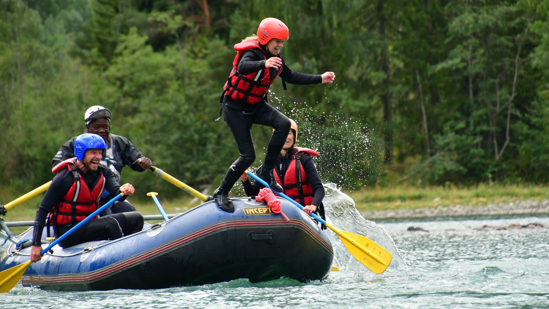 Family Rafting – Fun for the Whole Family