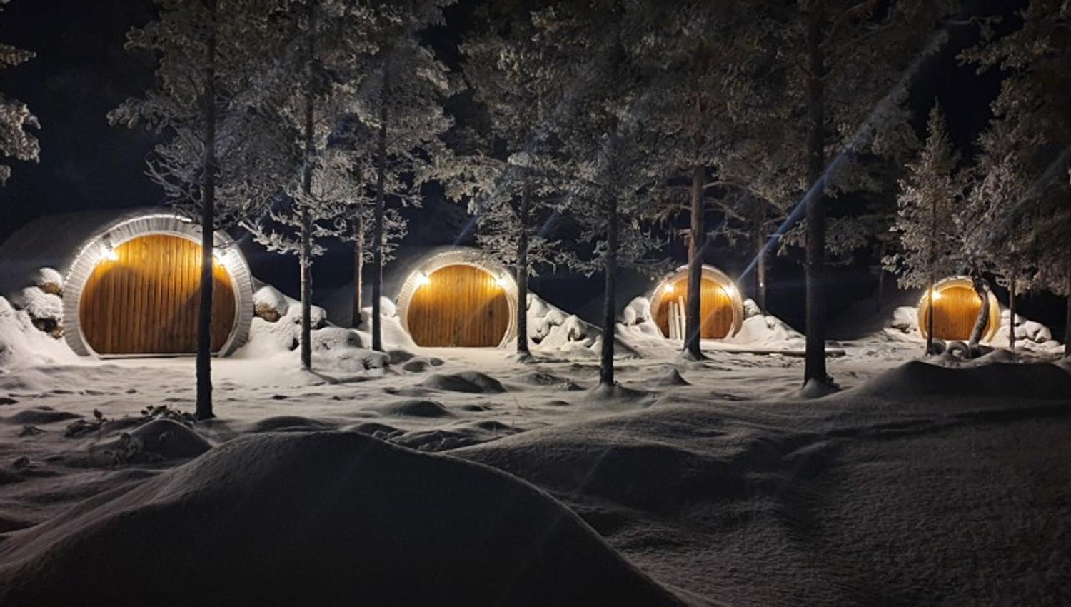 Fairytale cabins at Sjodalen Hyttetun