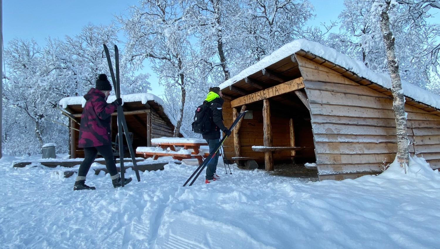 Arcticoncepts-Harstad-gapahuk-cross country skiing-snow-winter wonderland-foto Bernd Kossmann