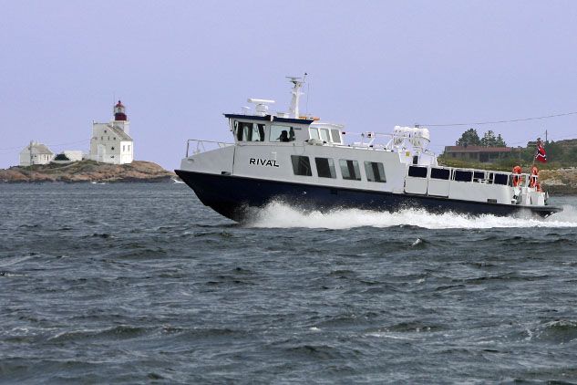 Bybåten Rival