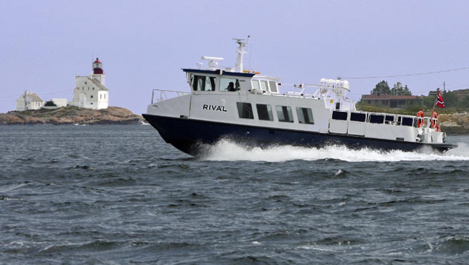 Bybåten Rival