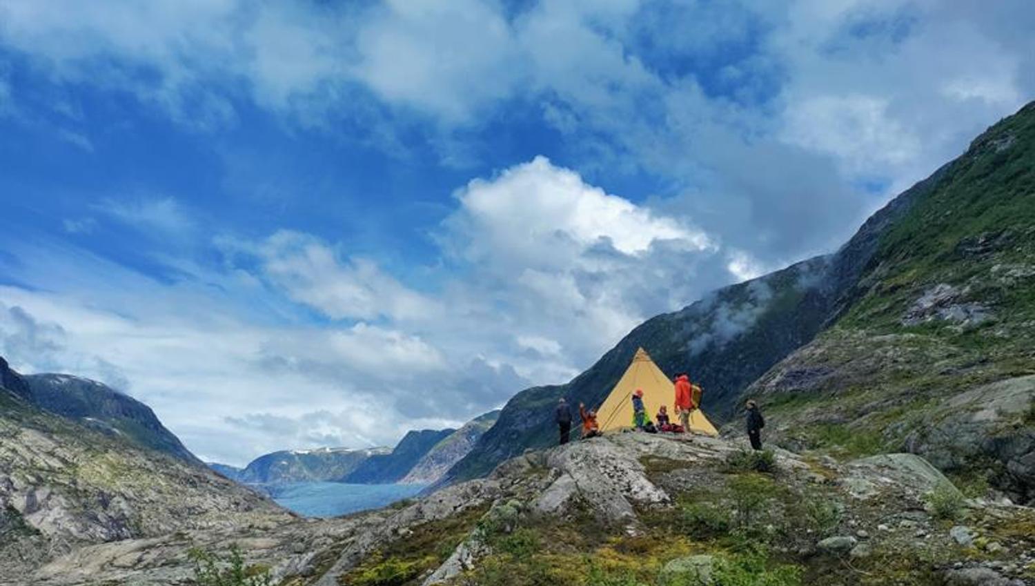 Kajakk & Bre Viewpoint Hike - Tunsbergdalen