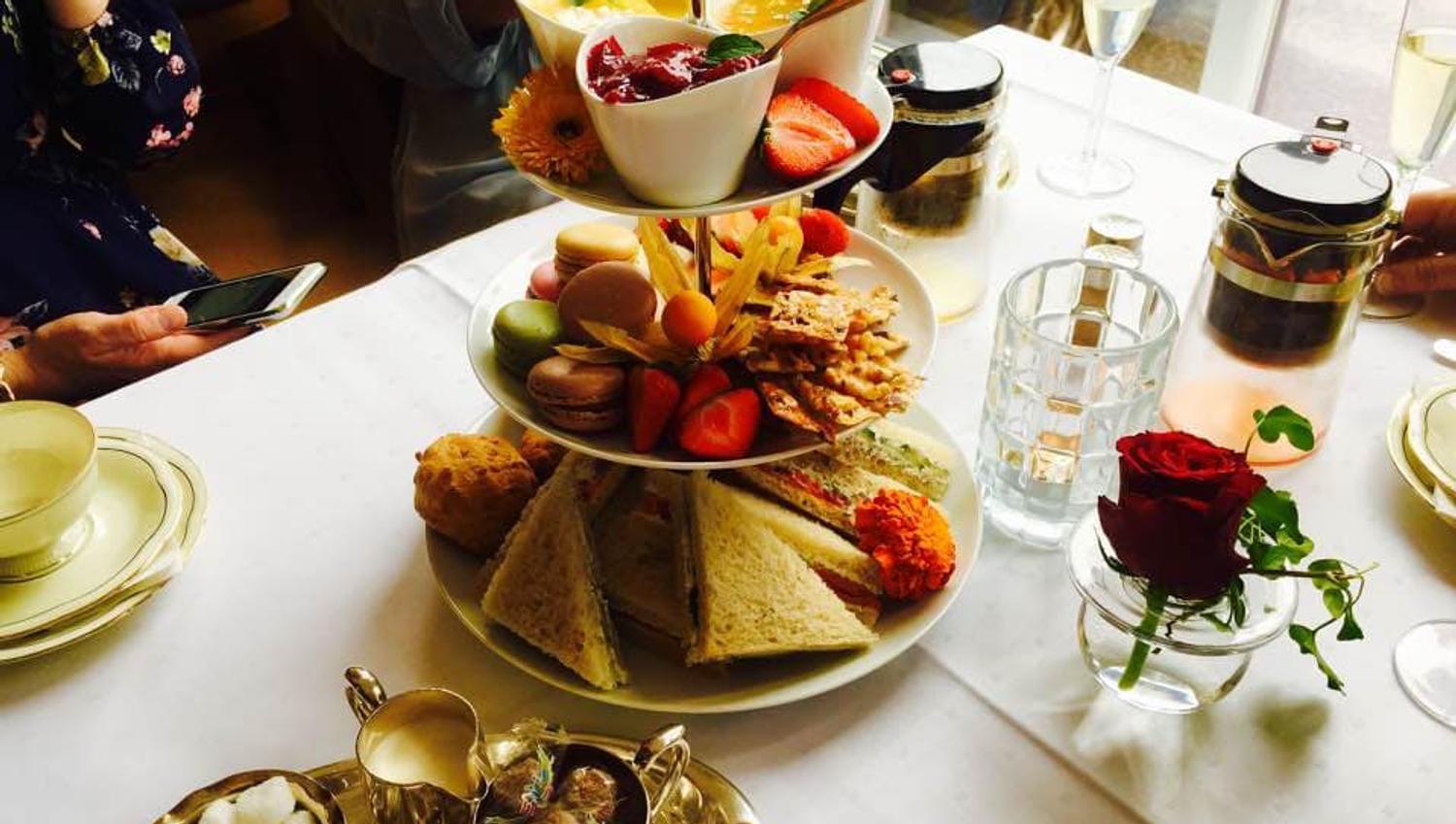 Afternoon-tea
