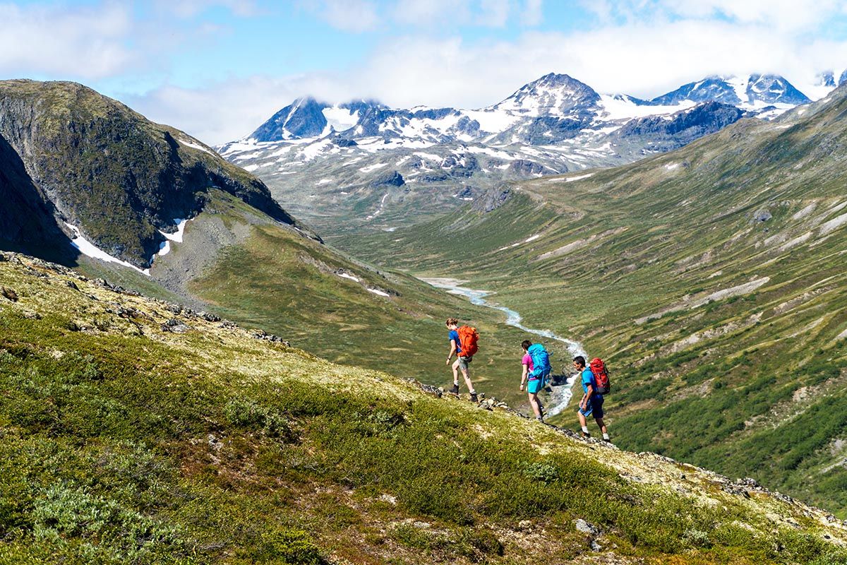 Ascend to Memurutunga in Jotunheimen.
