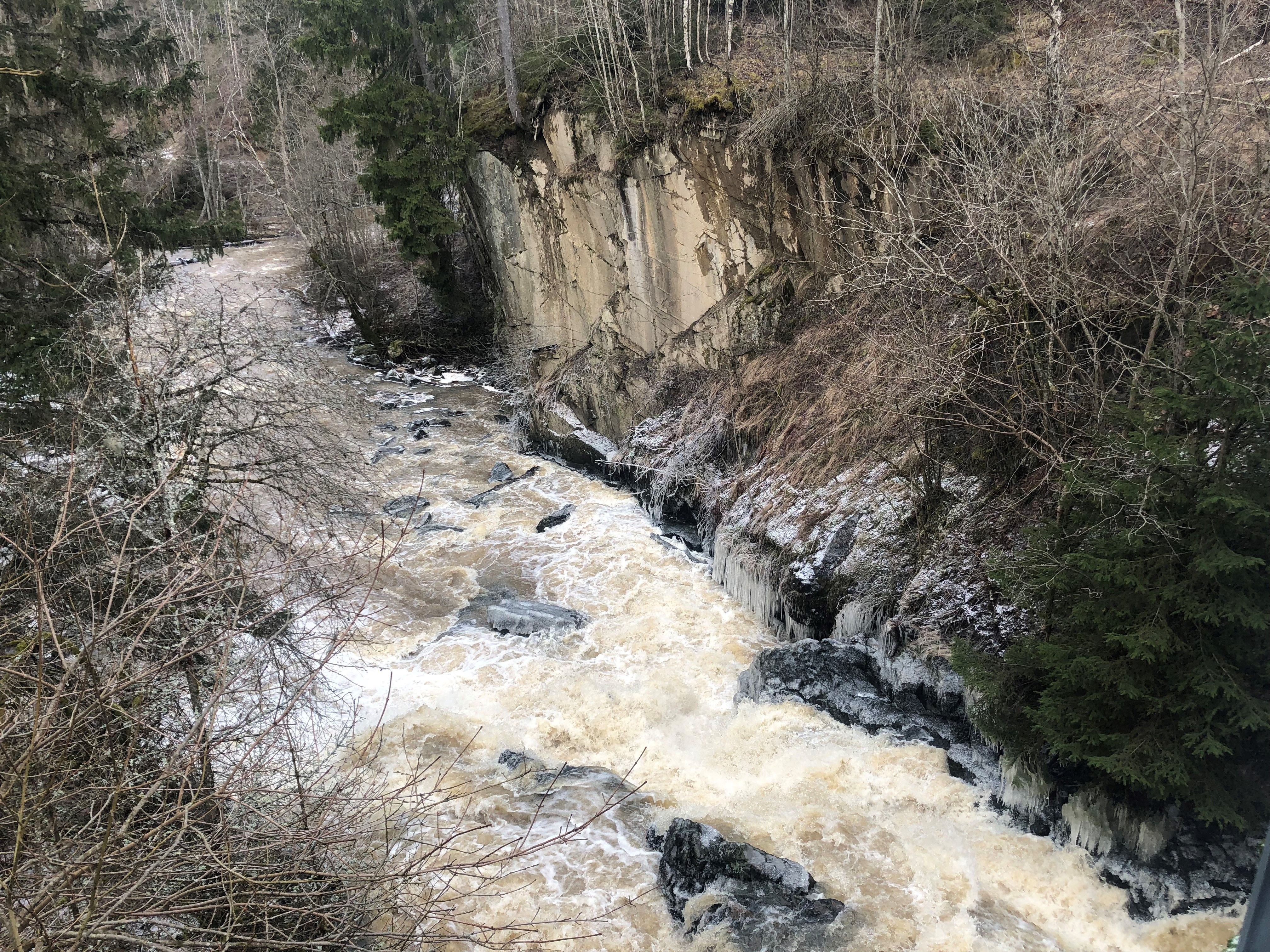 Fossefall i Mysenelva