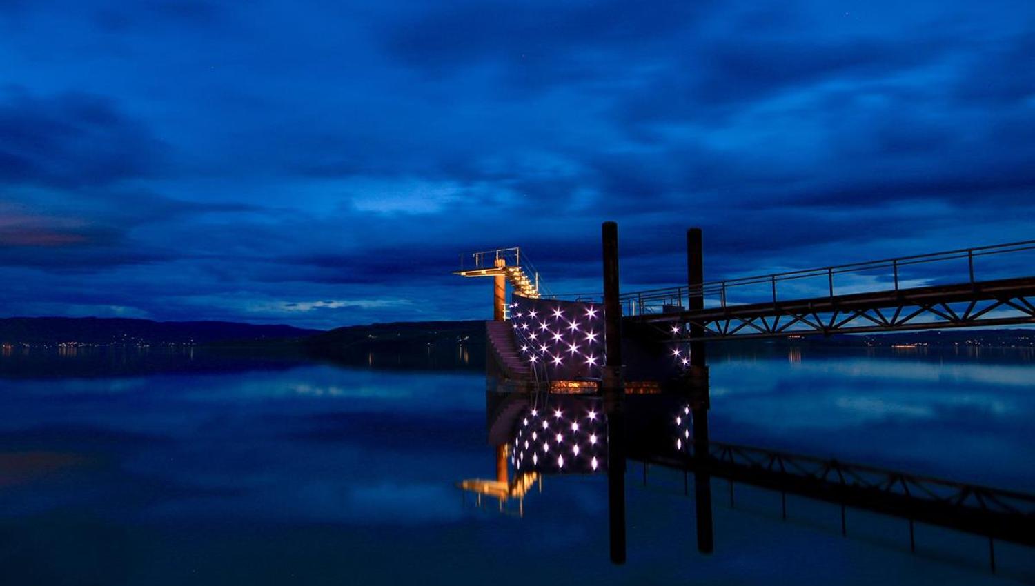 Diving tower Hamar by night