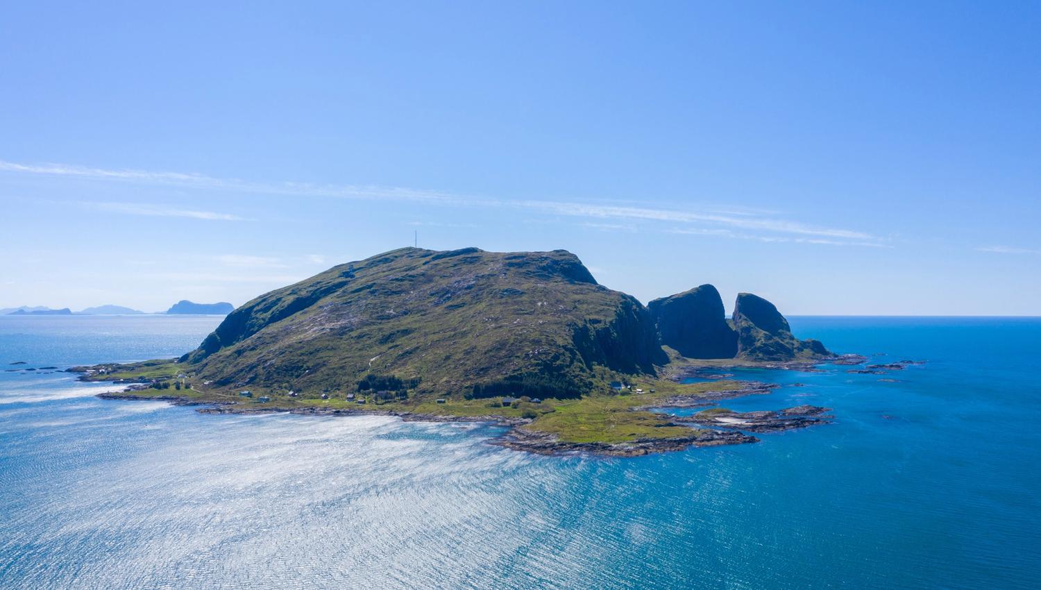Kinn Island