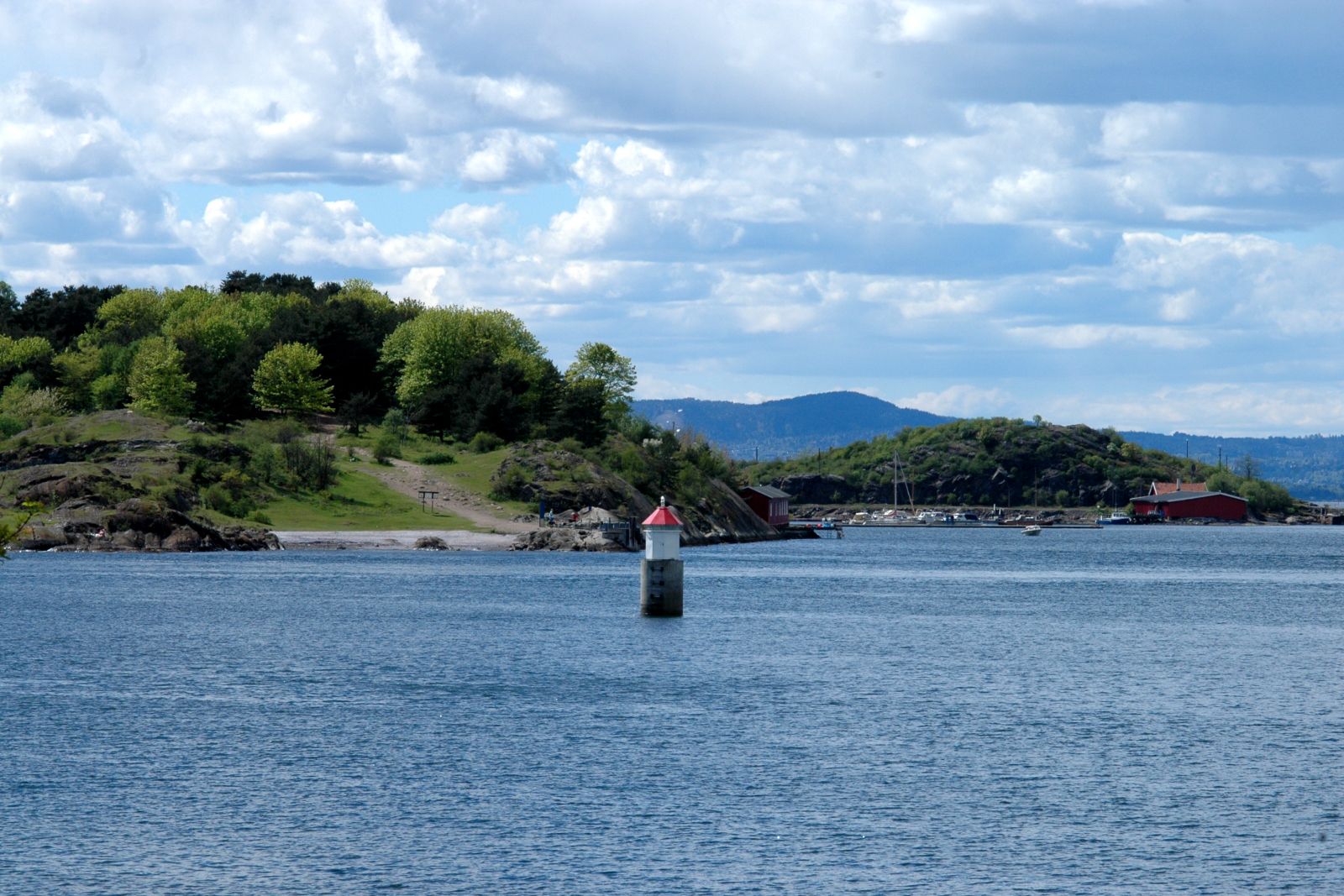 Gressholmen seen from the sea.