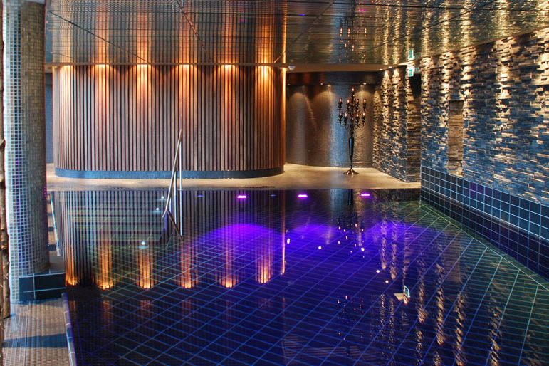 Artesia Spa pool