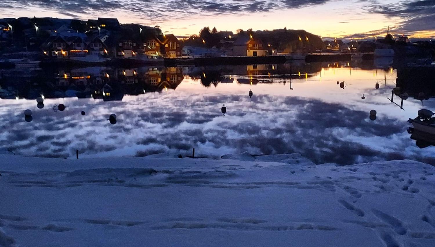 Sirevåg in winter costume