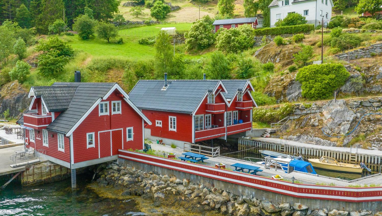 Otterskred Fjordhytter