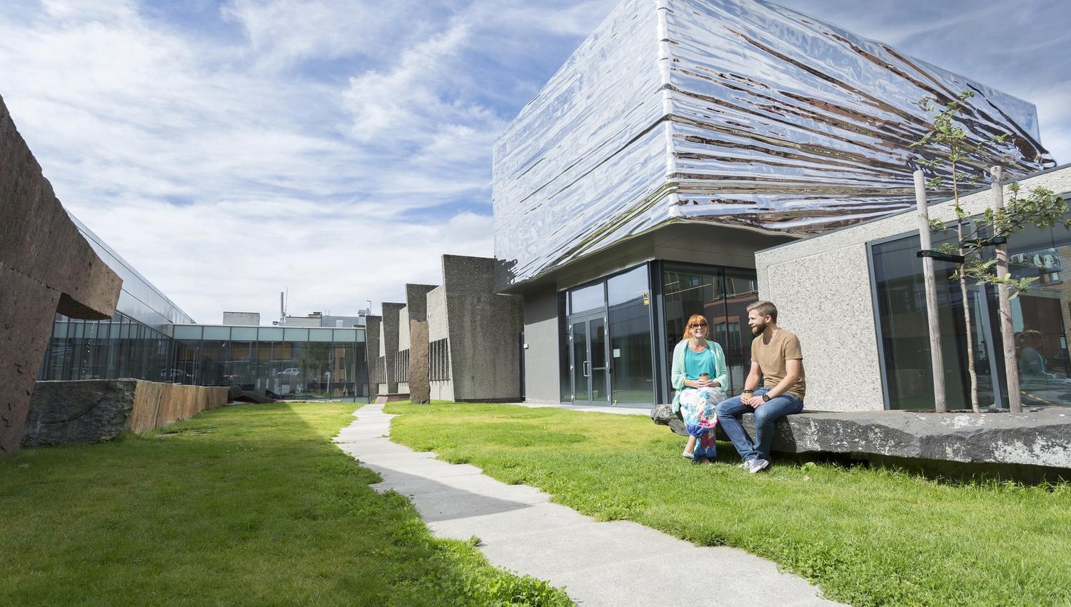 In the backyard at Lillehammer Art Museum