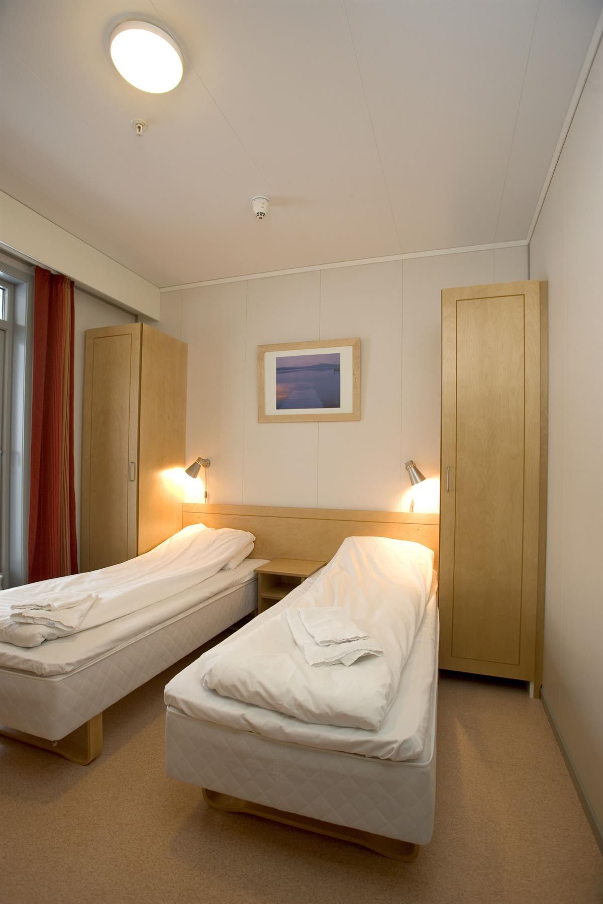 Twin room Hamar Vandrerhjem Vikingskipet