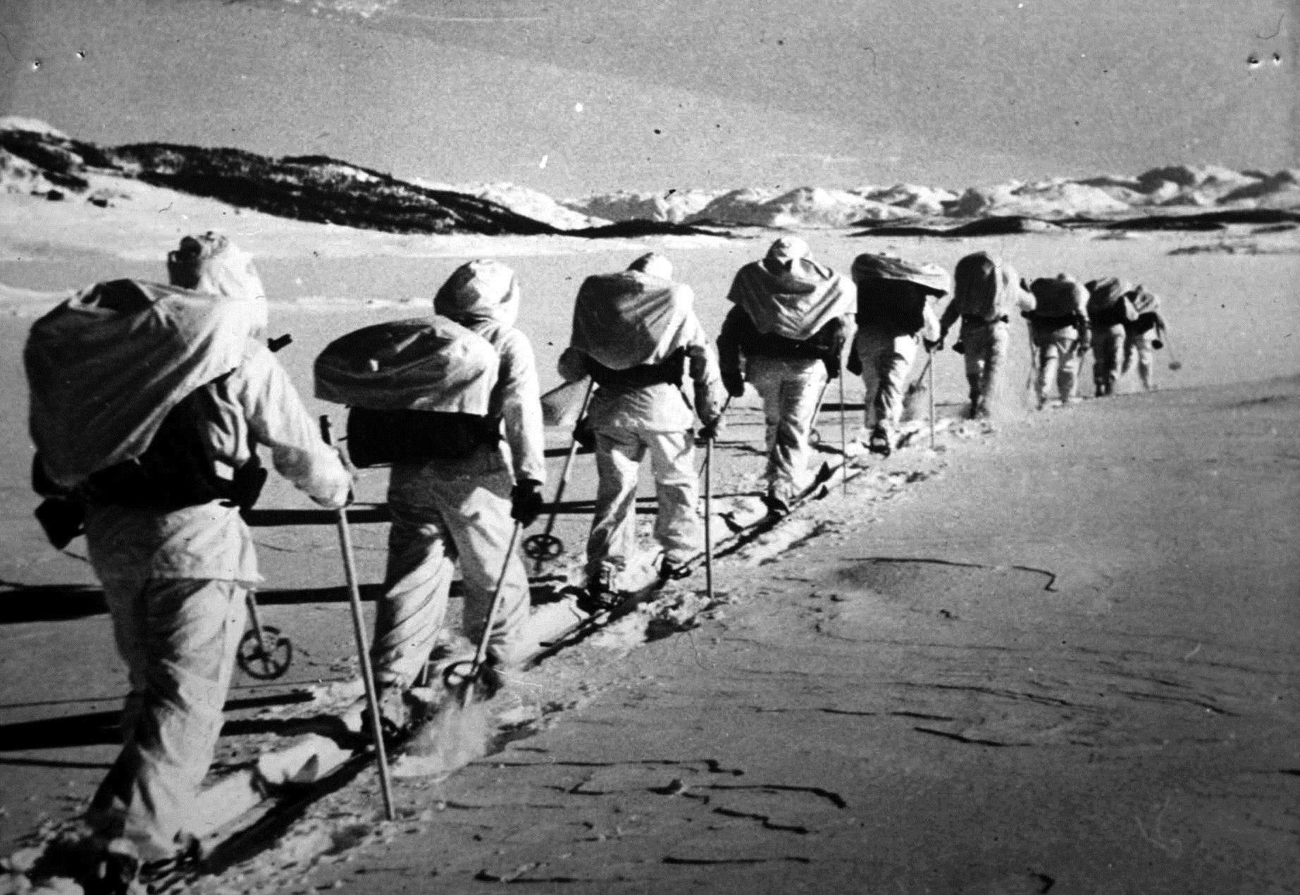 Sabotørstien er veien de verdensberømte norske motstandsfolkene brukte under 2. verdenskrig for å ta seg fram fra Hardangervidda, og ned de bratte juvene til Vemork for å sprenge tungtvannsfabrikken.