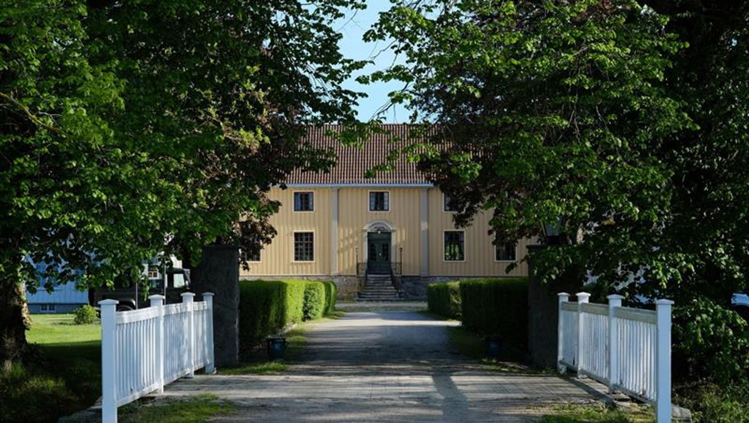Elingaard Herregård