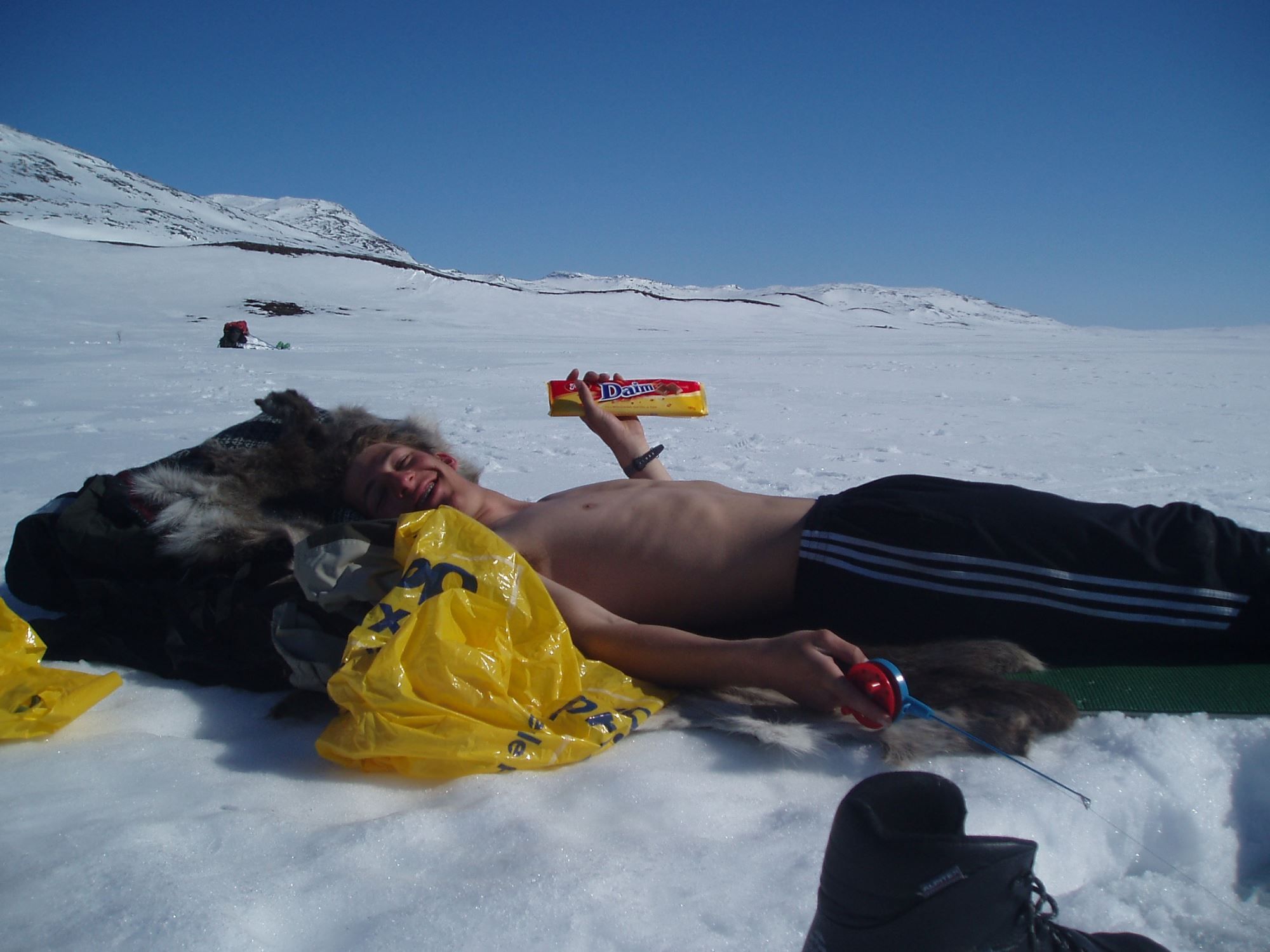 Relaxing in the sun eating chocolate = life quality!