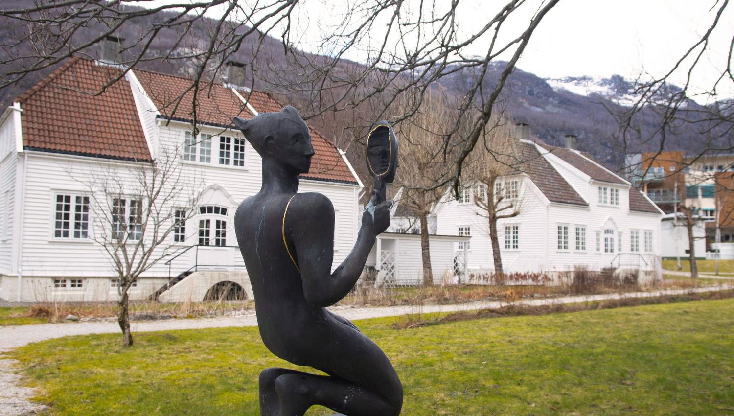 Skulptur i Høyanger