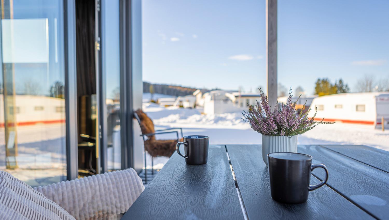 Hytte på Topcamp Mjøsa om vinteren