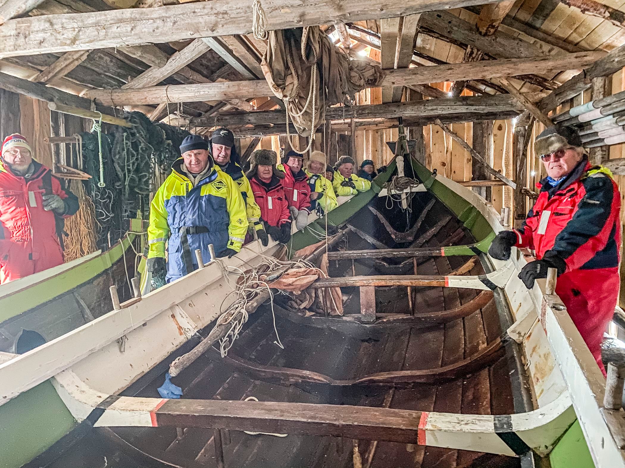 Tinden Handelssted historiske båter