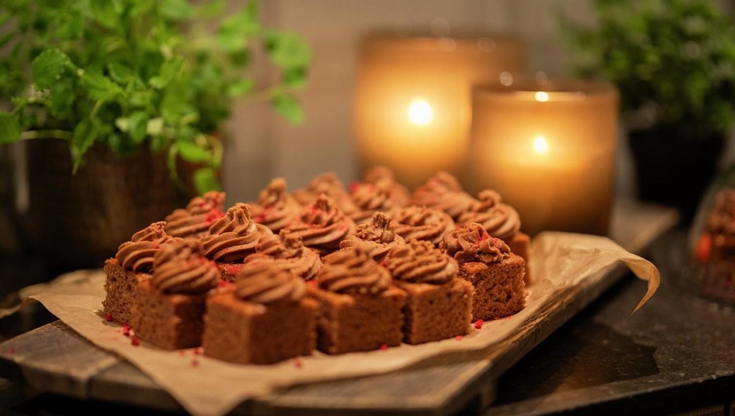 Chocolate cake