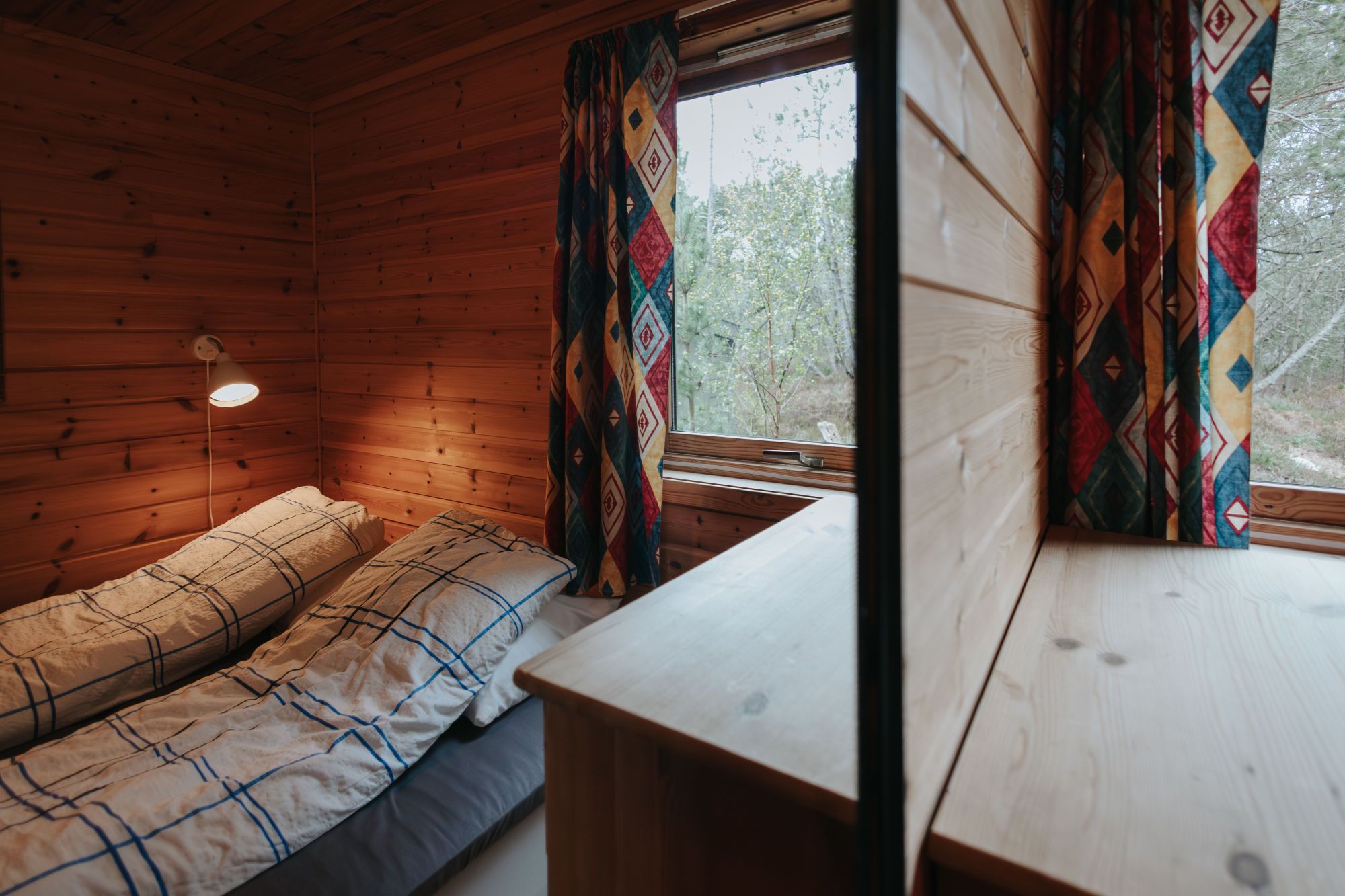 One of the cabins on Risnesøyna