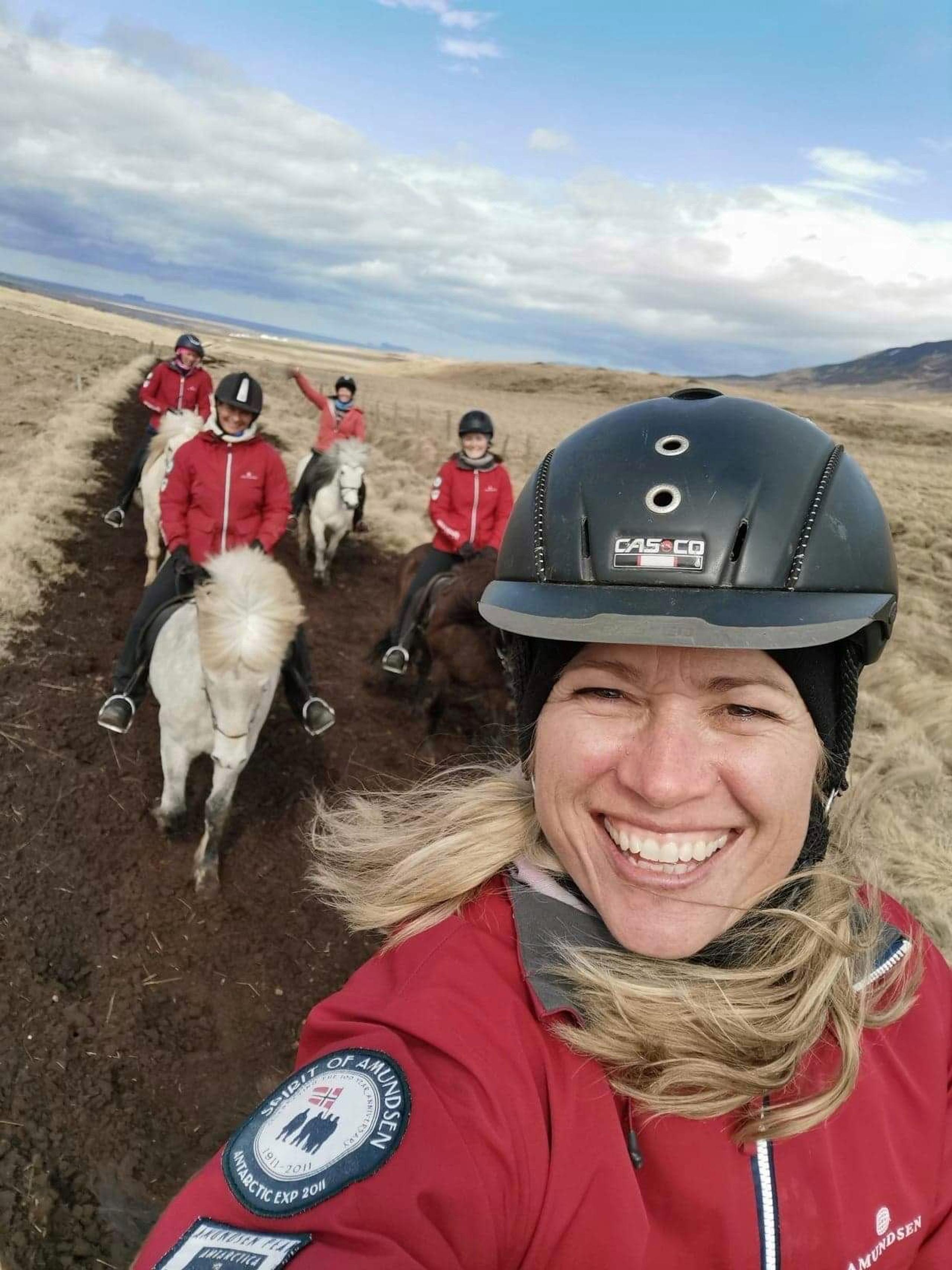 Horseback riding at the Dovrefjell plateau