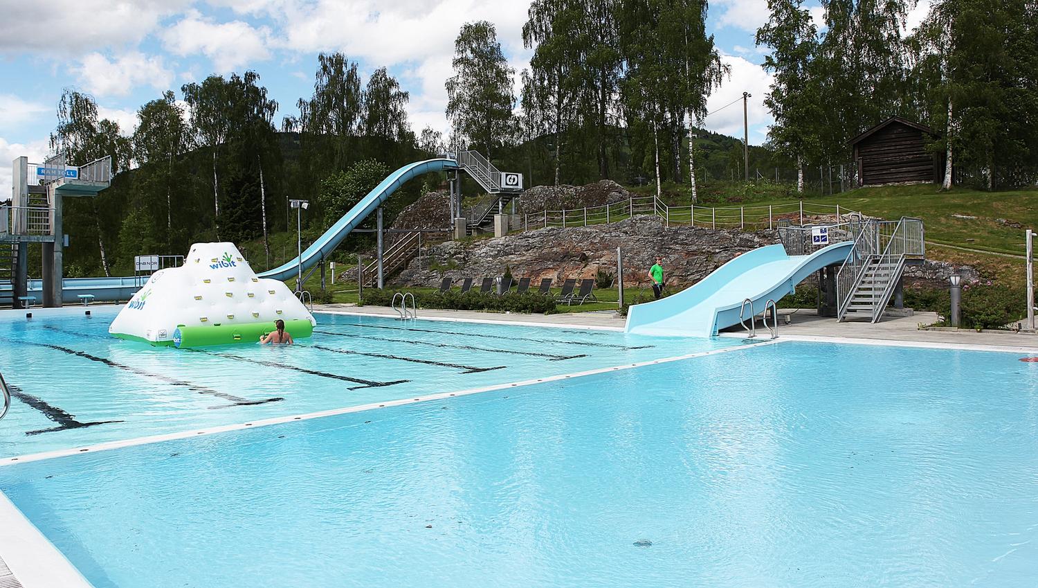Outdoor swimming pool, Jorekstad Leisure Pool