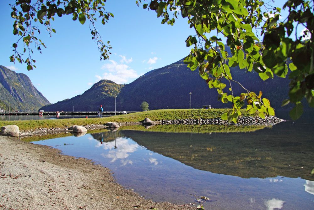 bathing beach at the Telemark canal in Dalen