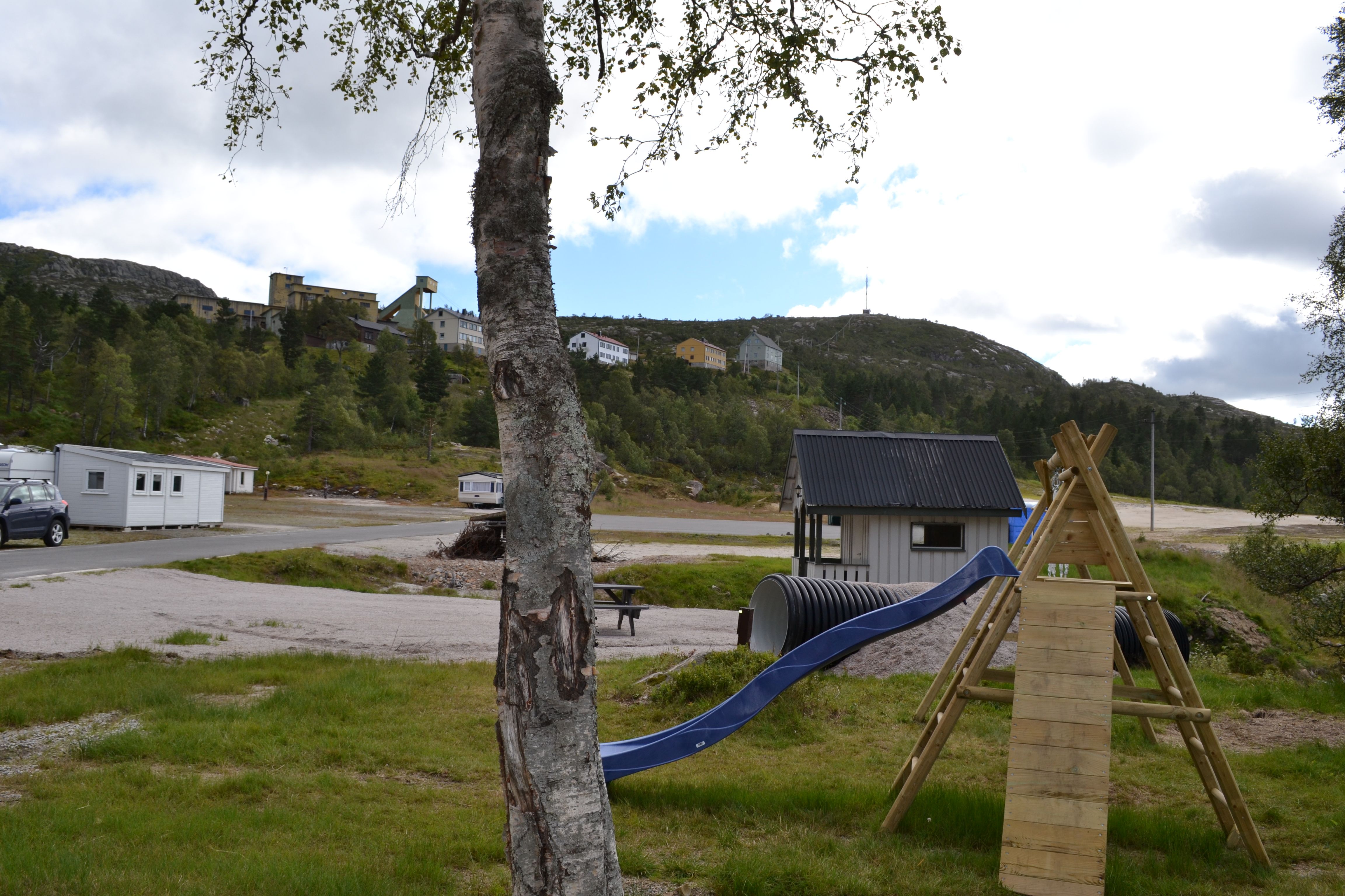 Lekeplass og camping