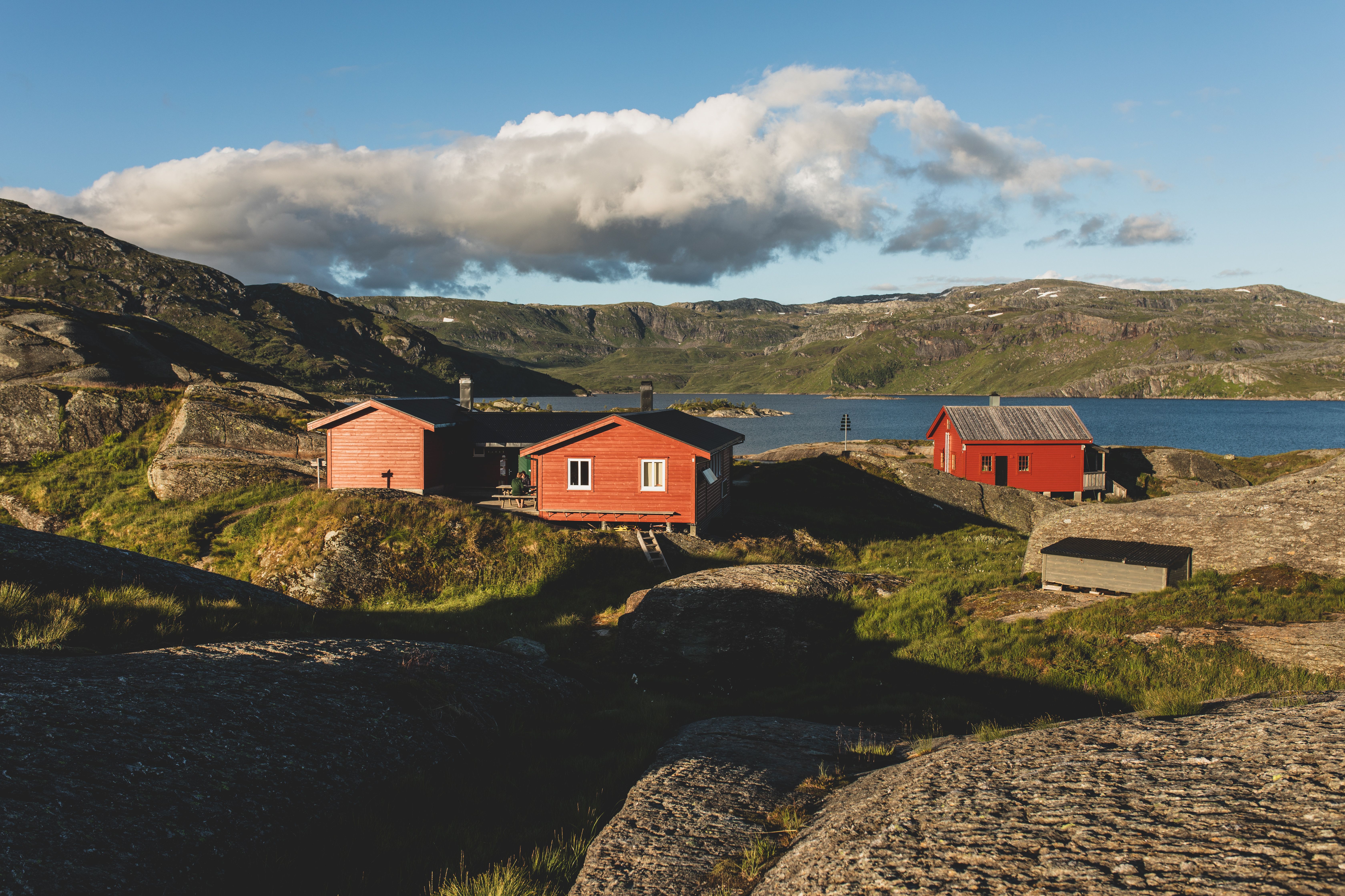 Løkjelsvatnhytta i Etnefjellet
