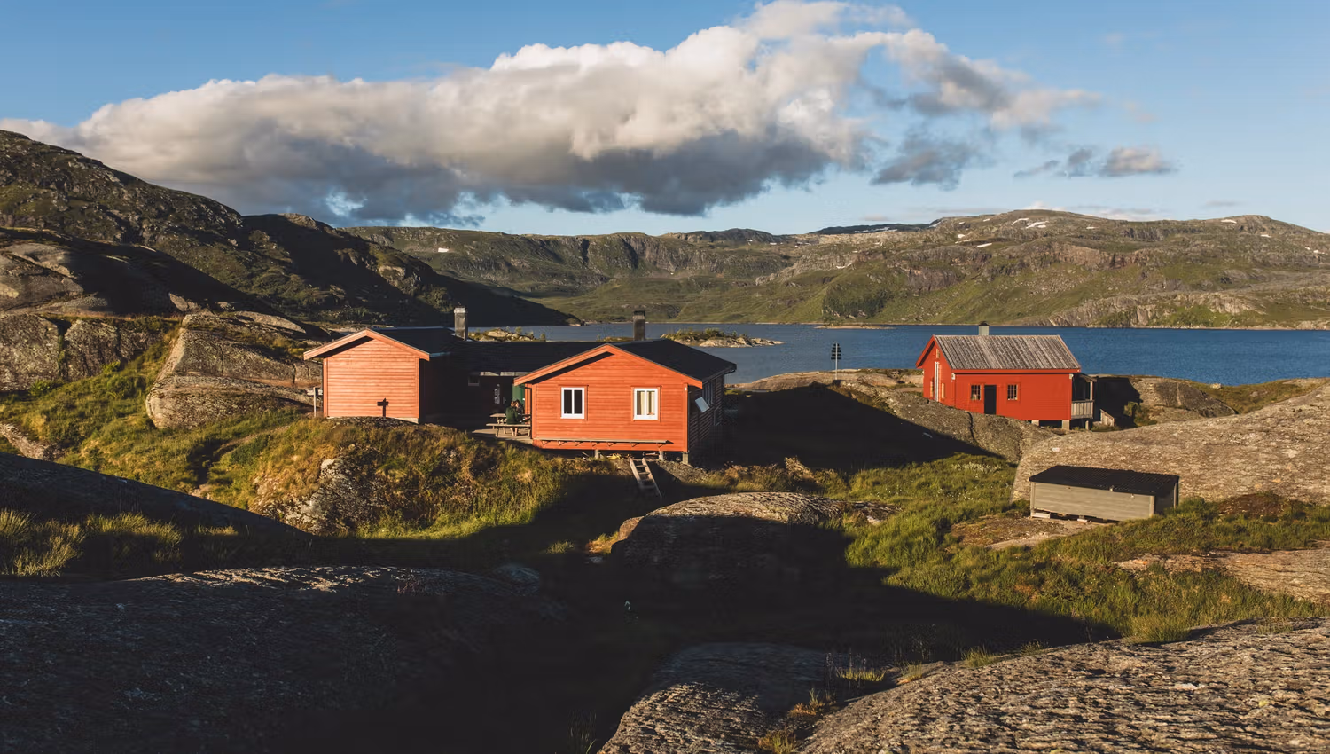 Løkjelsvatnhytta i Etnefjellet
