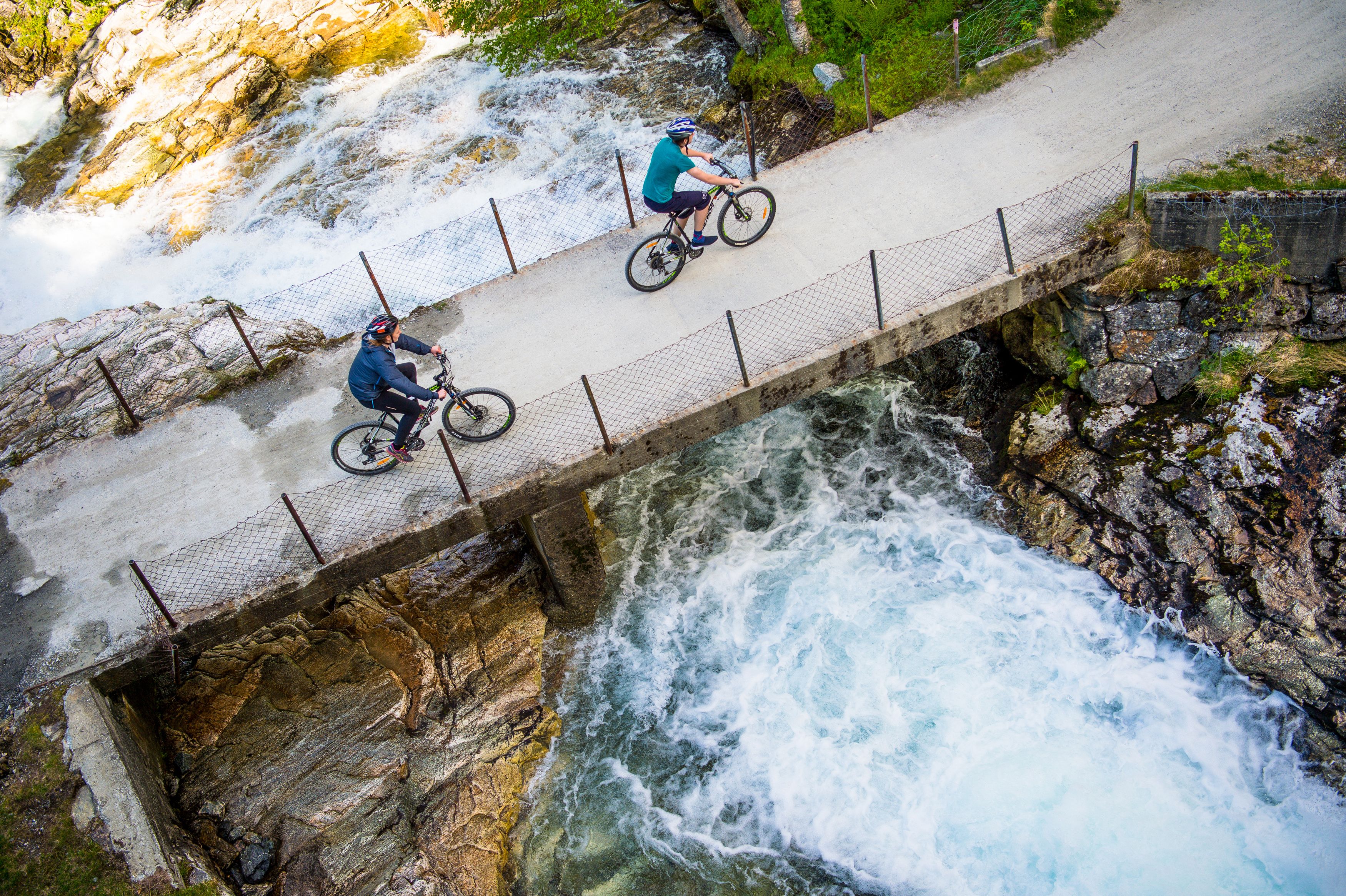 Cycling the Flåm valley