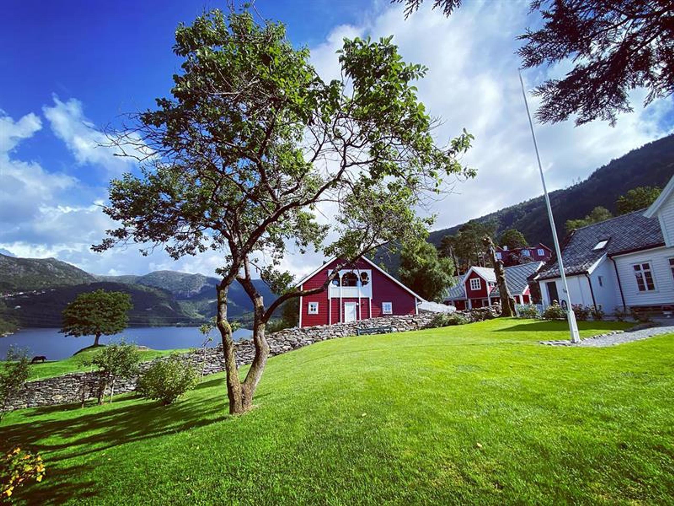 Øvre-Eide Gård
