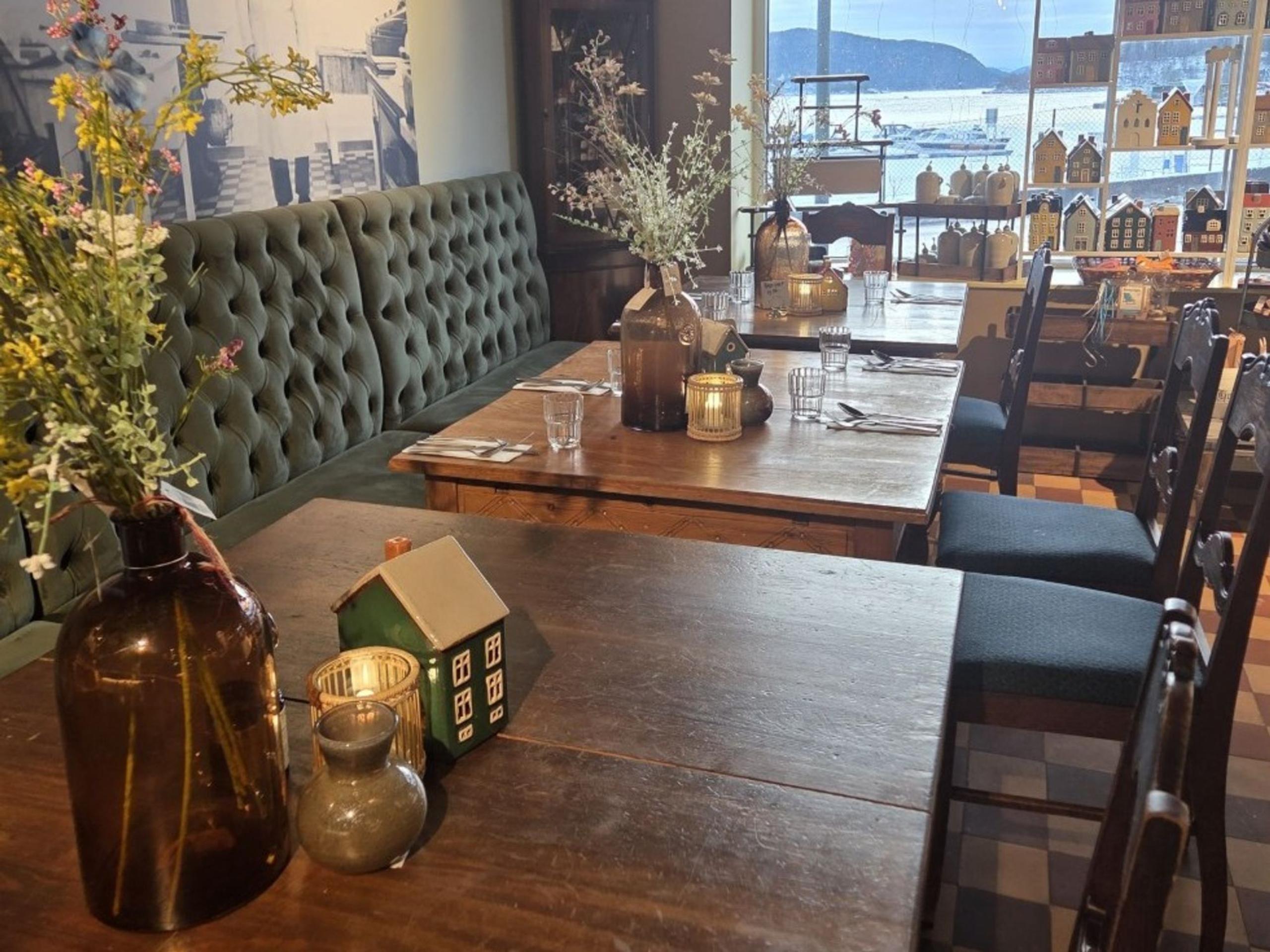Skafferiet Vågabakken at Jørpeland