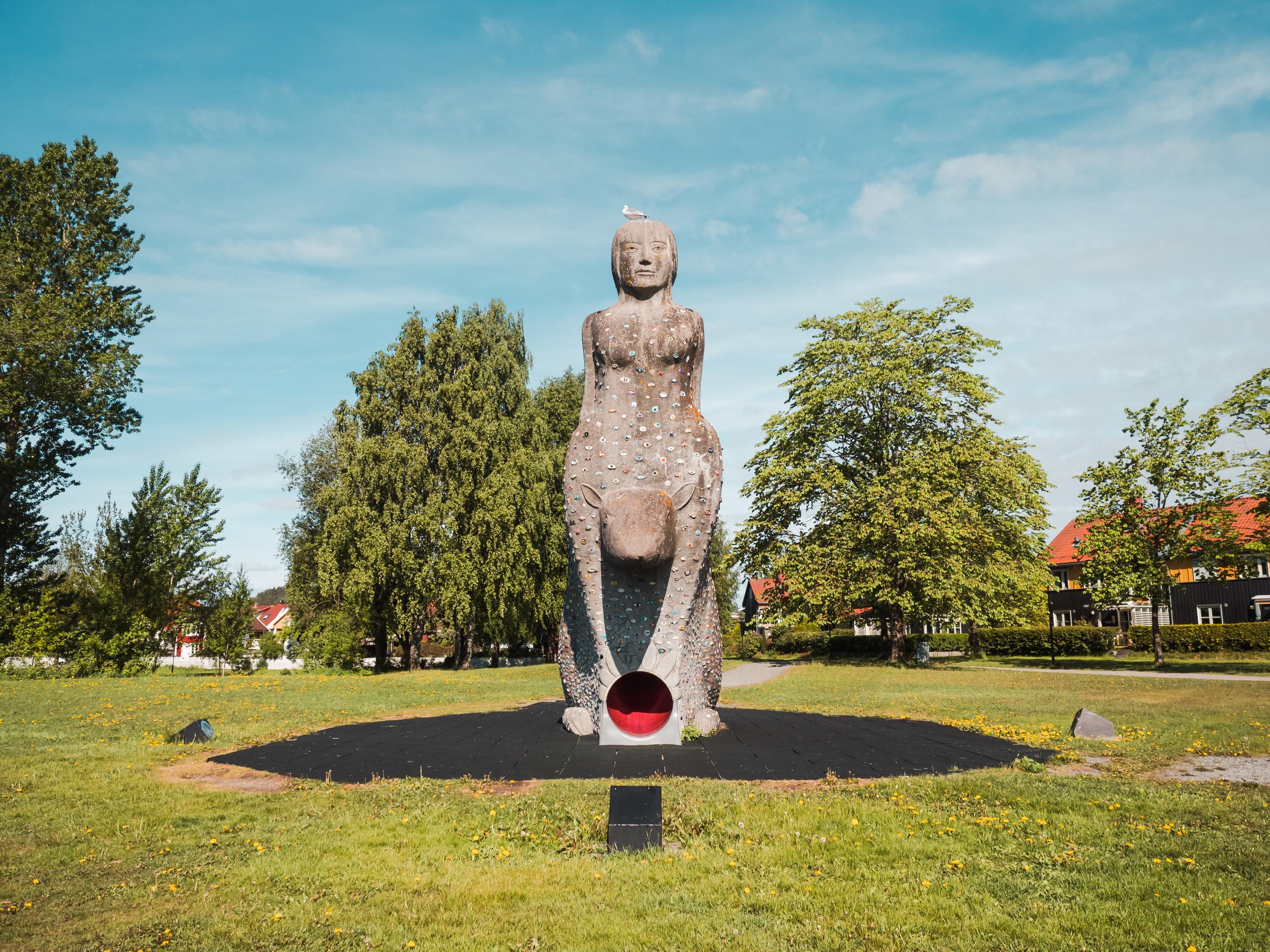 The Rat-Wife sculpture
