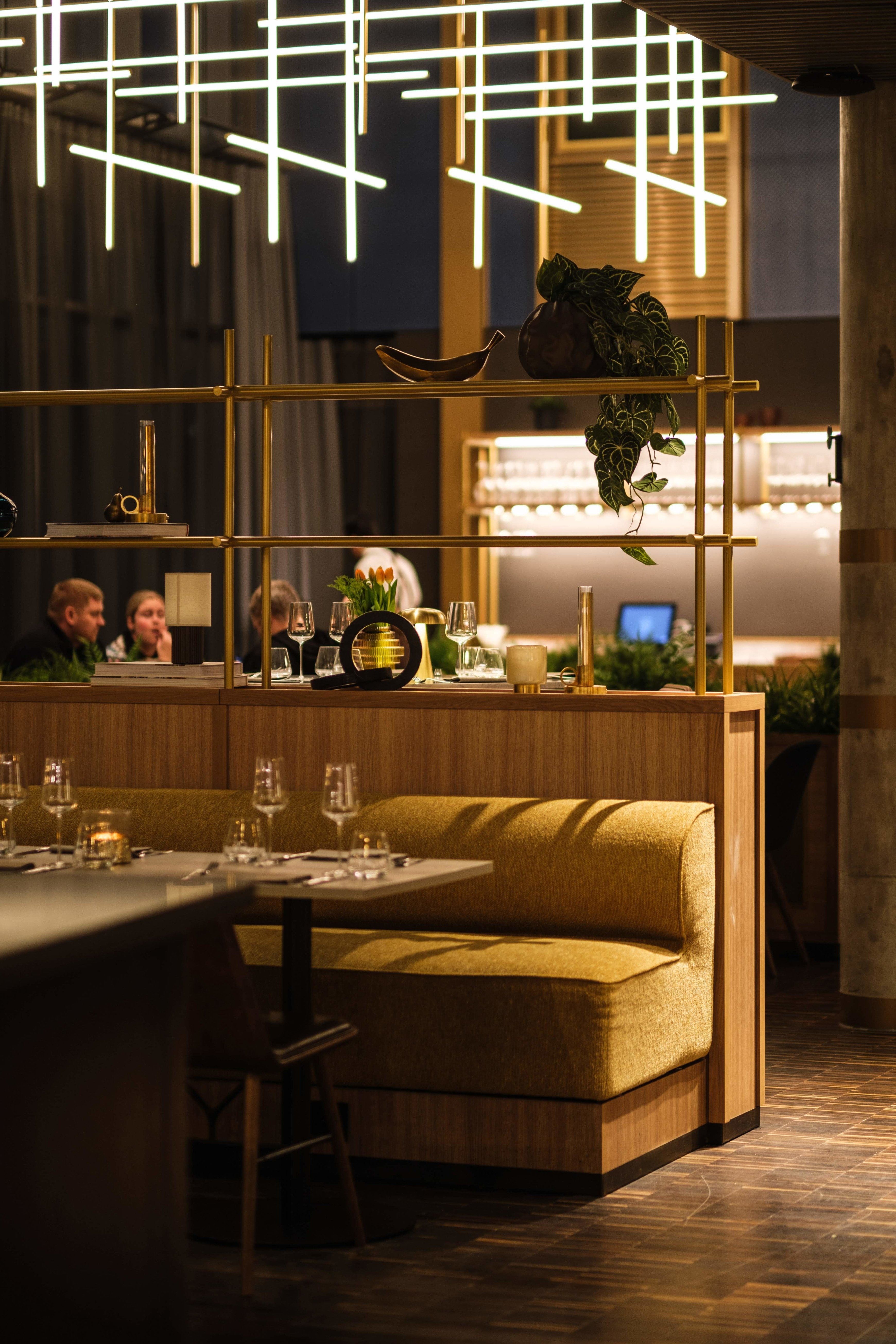 1893 Restaurant & Bar