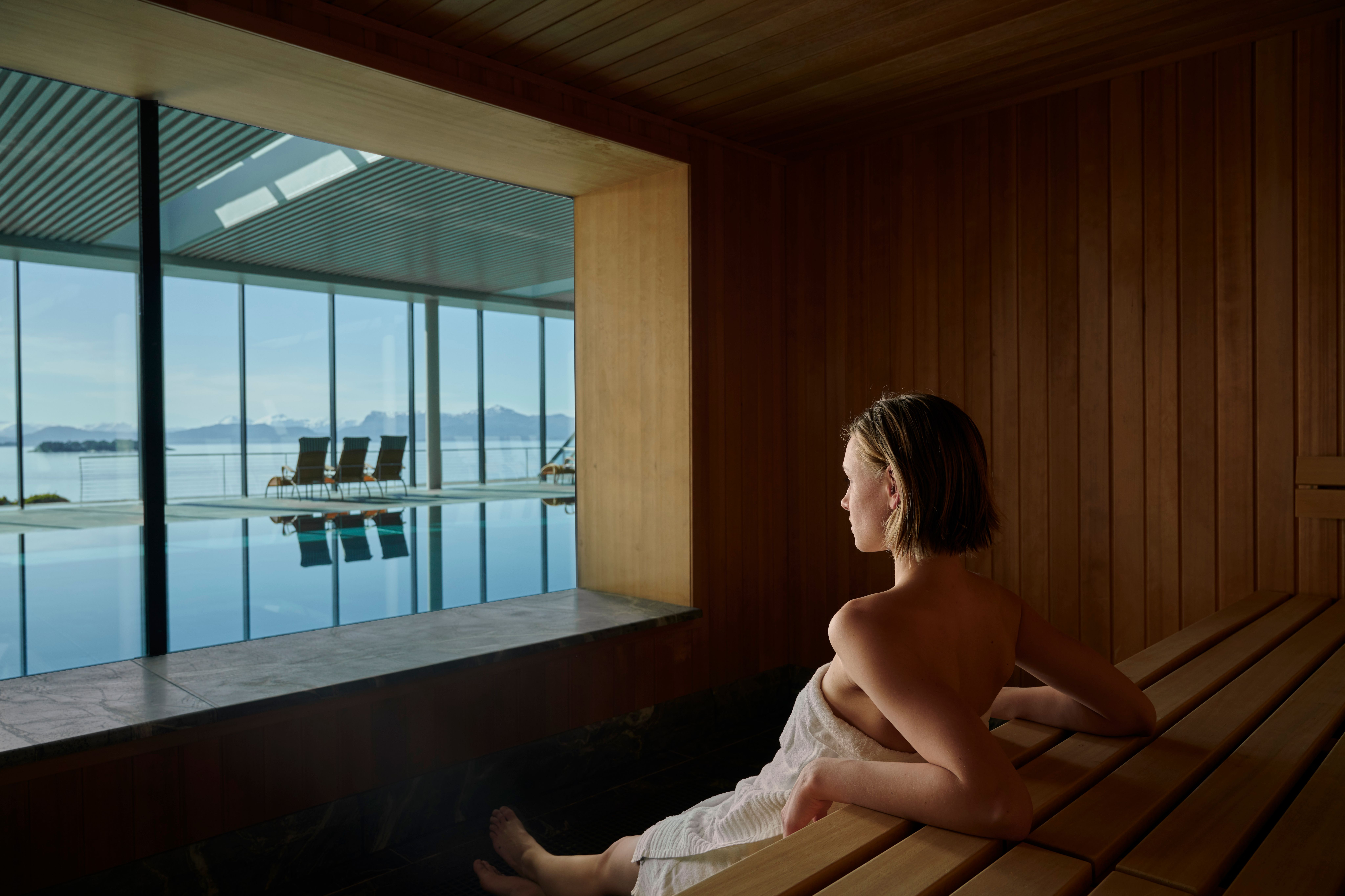12.Finish sauna with view