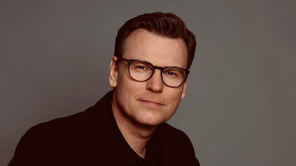 Portrait of singer Sveinung Hølmebakk