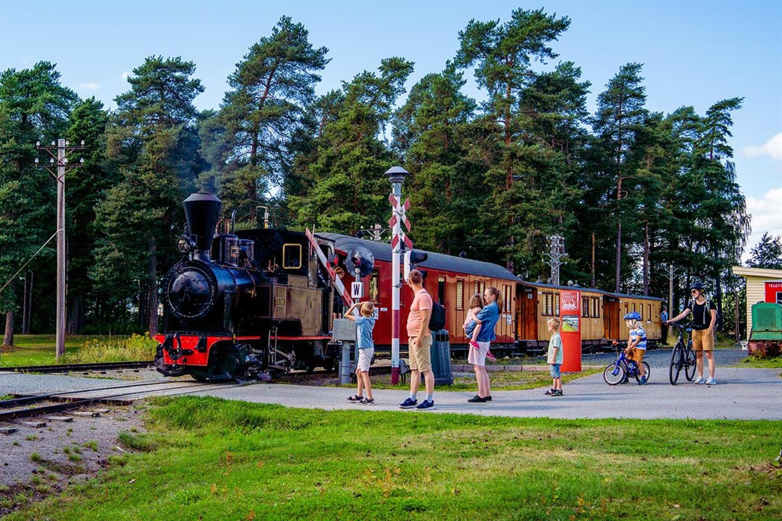 Foto:Kristian Dillerud, Jonas J. Tomter og Ingvild Stubbom
