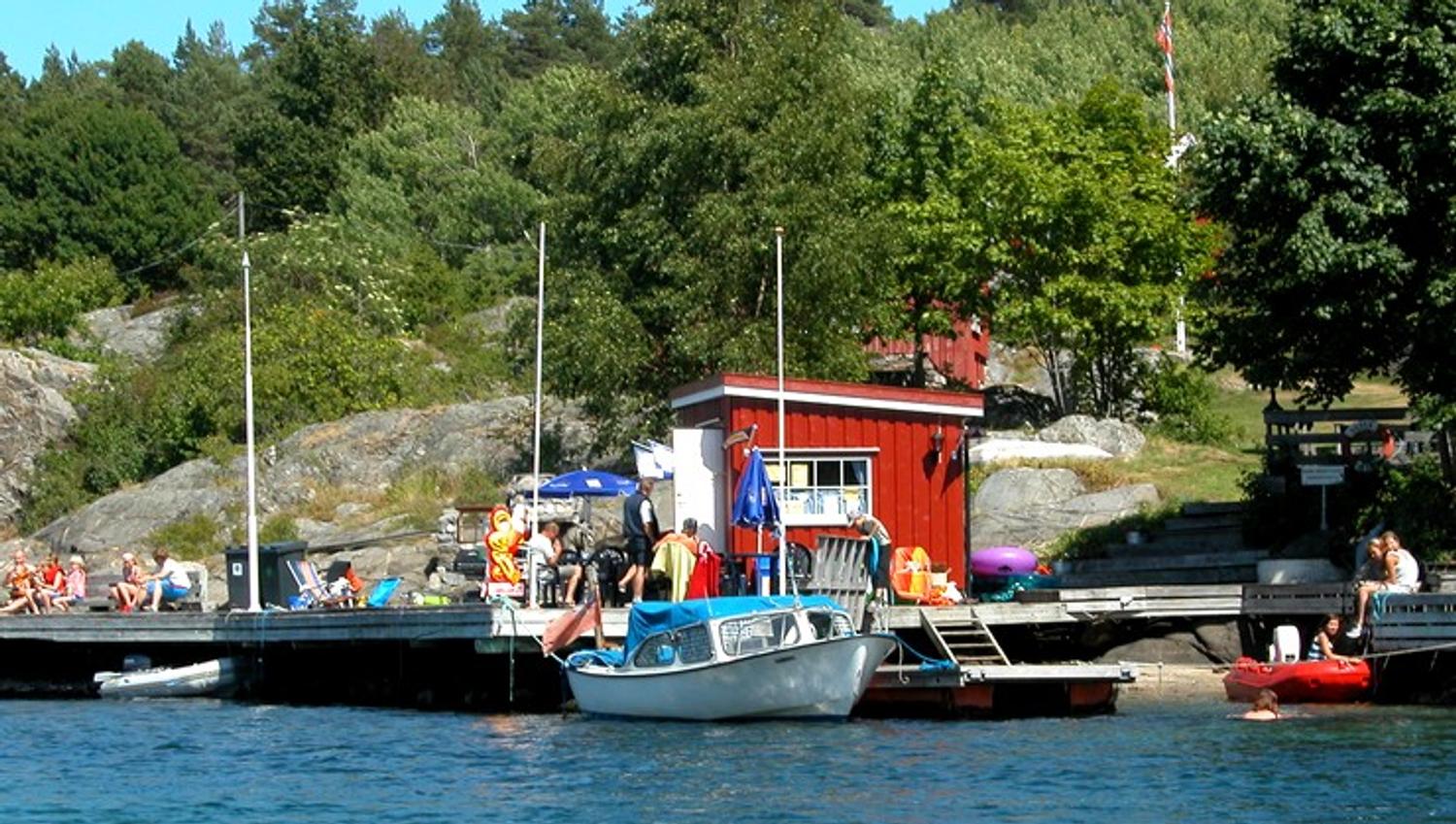 Risør Motorbåtforening at Risøya