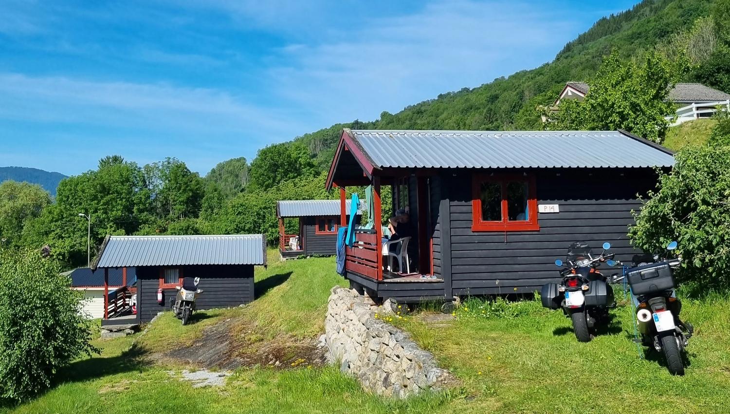 Systrond Motell Hyttesenter og Camping