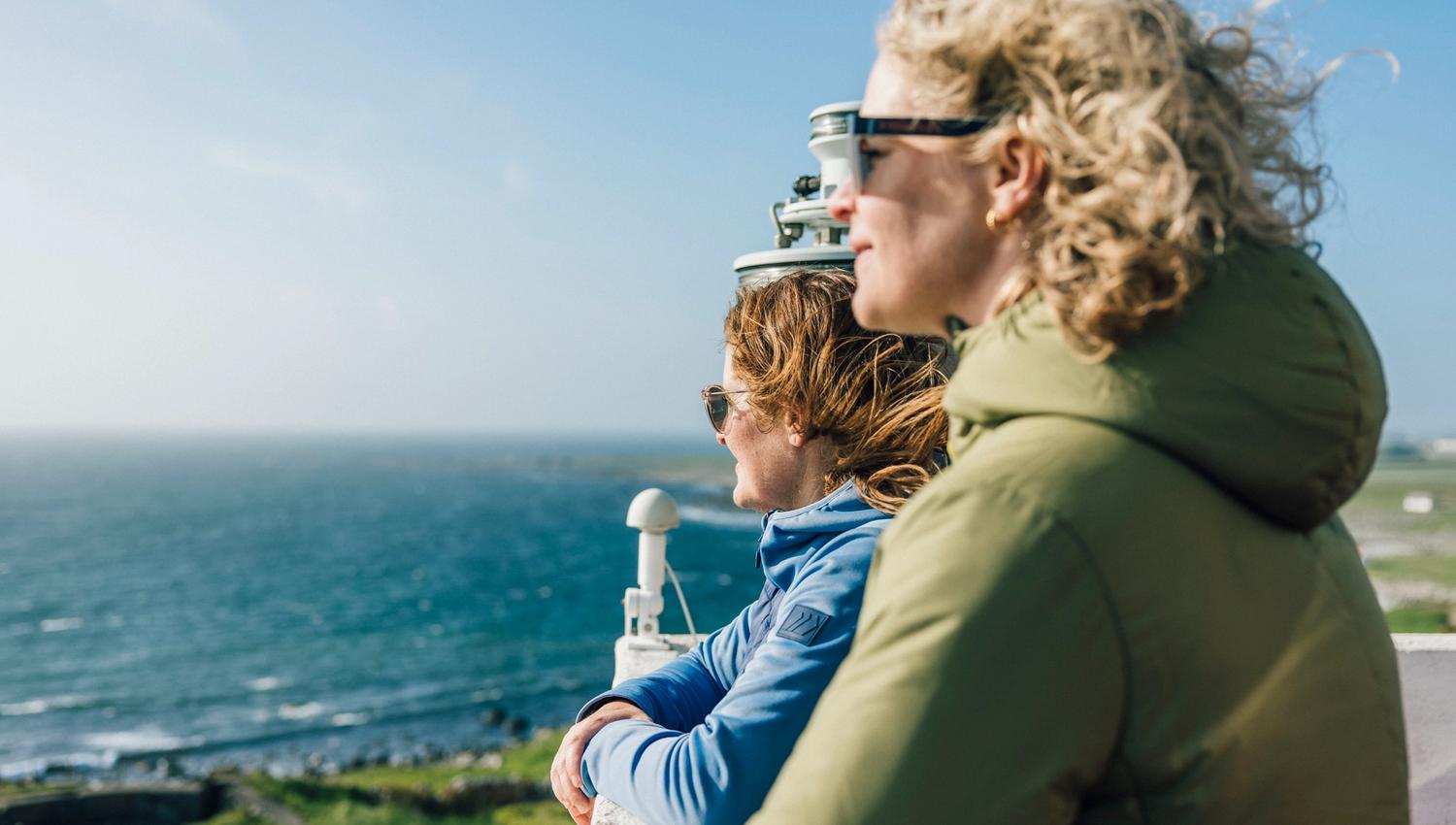 Nimm dir Zeit, um die Aussicht aufs Meer in Ruhe zu genießen