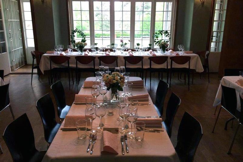 Room for small and large parties.