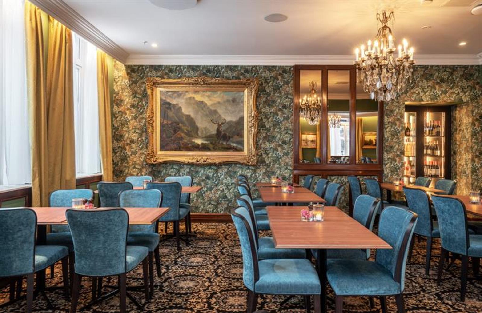  Madame Bloom restaurant at Thon Hotel Høyers in Skien 