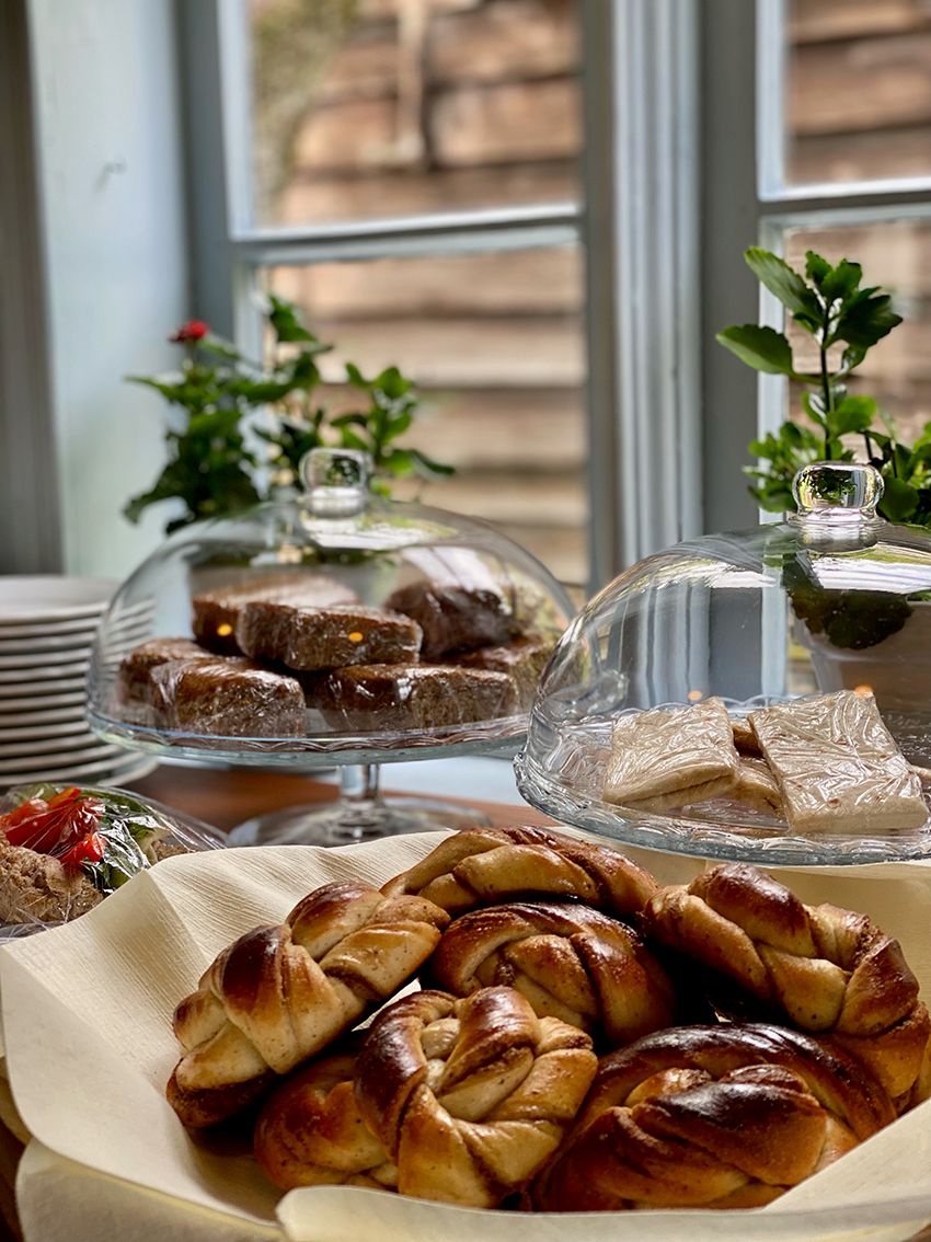 Baked goods in the cafe at Agatunet 