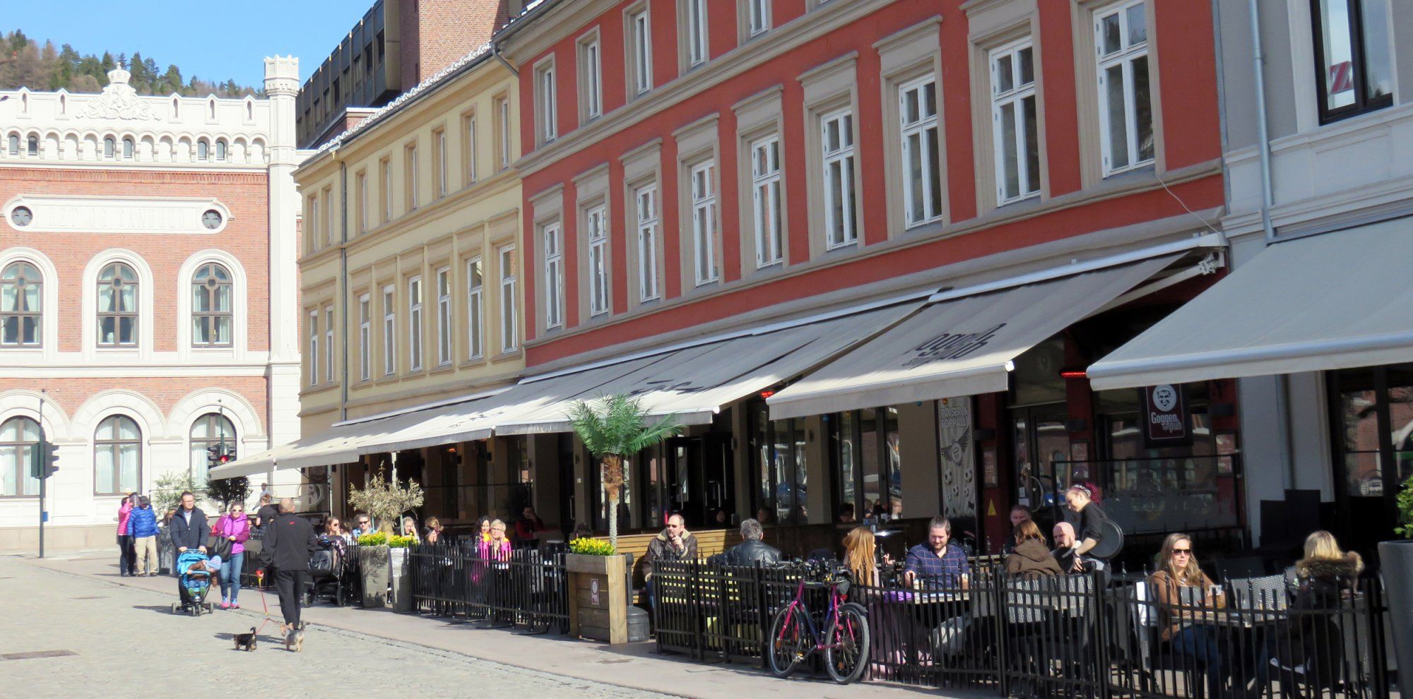Pigen Cafe - uteservering