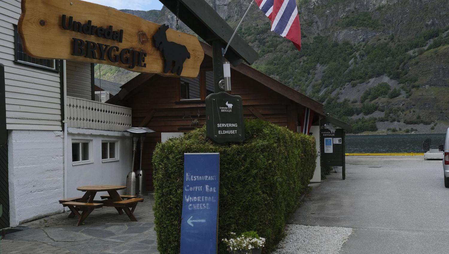 Undredal Bryggje Restaurant