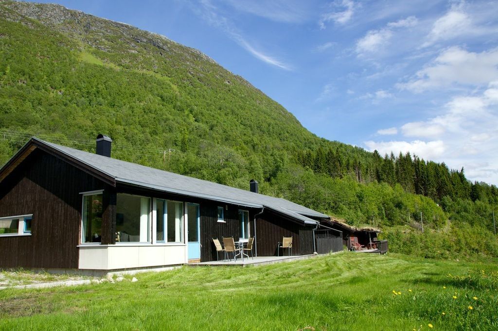 Uteplassen, Sogndal